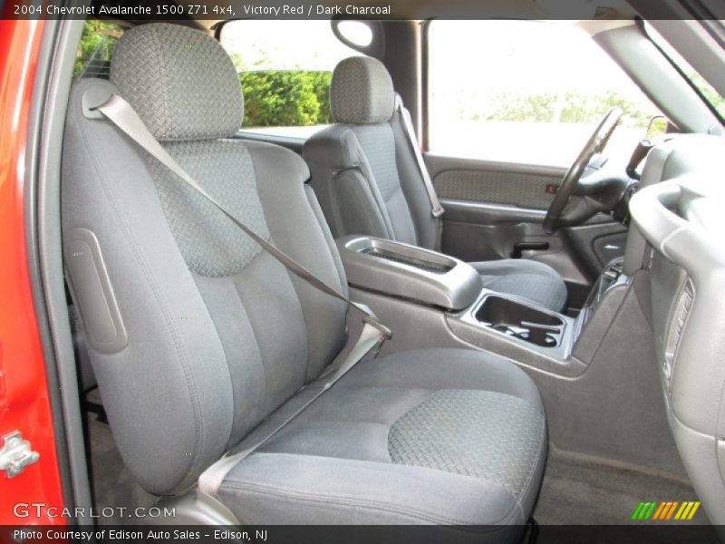 Victory Red / Dark Charcoal 2004 Chevrolet Avalanche 1500 Z71 4x4