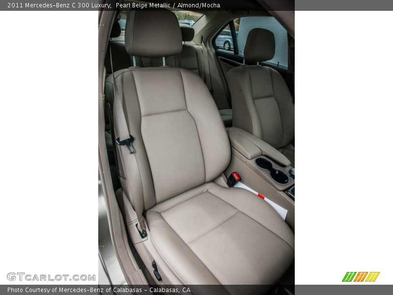 Pearl Beige Metallic / Almond/Mocha 2011 Mercedes-Benz C 300 Luxury