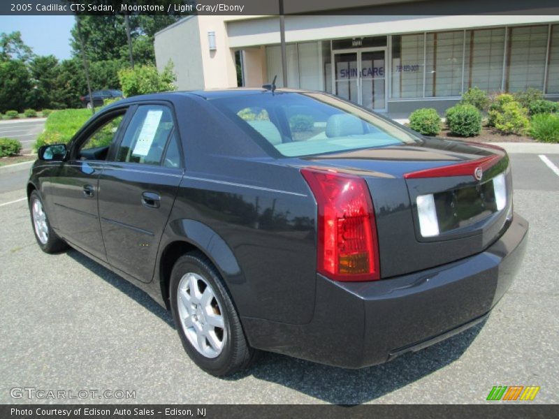 Moonstone / Light Gray/Ebony 2005 Cadillac CTS Sedan