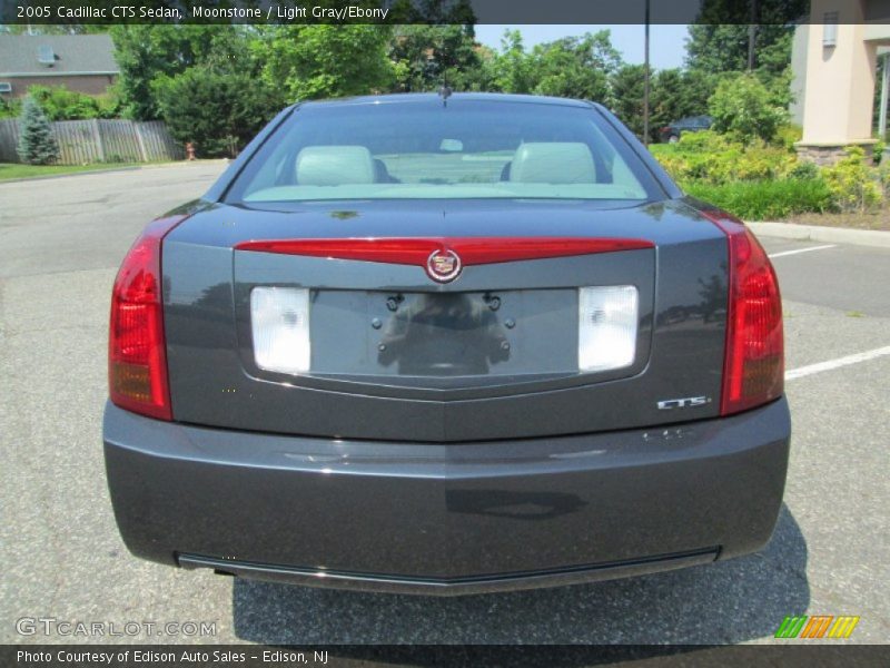 Moonstone / Light Gray/Ebony 2005 Cadillac CTS Sedan
