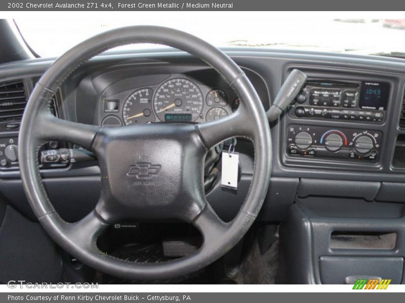 Forest Green Metallic / Medium Neutral 2002 Chevrolet Avalanche Z71 4x4