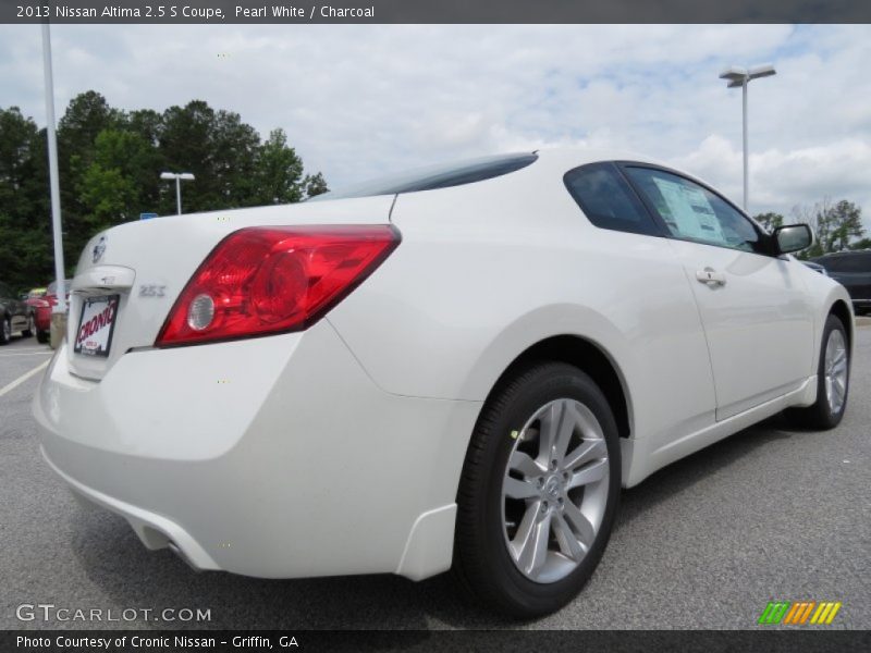 Pearl White / Charcoal 2013 Nissan Altima 2.5 S Coupe