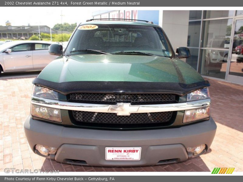 Forest Green Metallic / Medium Neutral 2002 Chevrolet Avalanche Z71 4x4