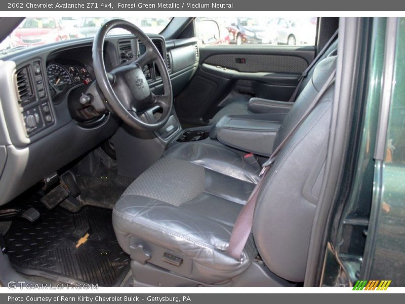 Forest Green Metallic / Medium Neutral 2002 Chevrolet Avalanche Z71 4x4