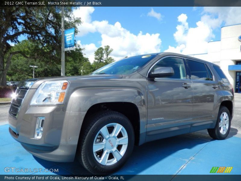 Front 3/4 View of 2012 Terrain SLE