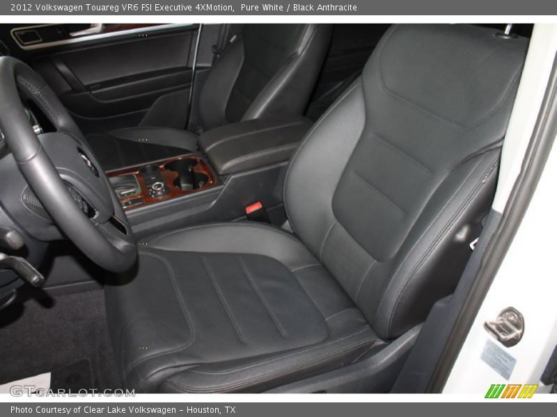 Pure White / Black Anthracite 2012 Volkswagen Touareg VR6 FSI Executive 4XMotion