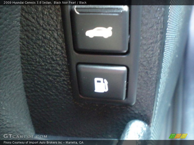 Black Noir Pearl / Black 2009 Hyundai Genesis 3.8 Sedan