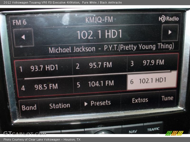 Pure White / Black Anthracite 2012 Volkswagen Touareg VR6 FSI Executive 4XMotion