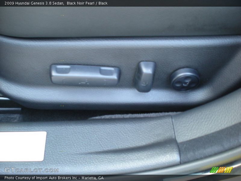 Black Noir Pearl / Black 2009 Hyundai Genesis 3.8 Sedan