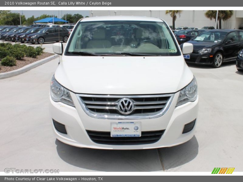 Calla Lilly White / Ceylon Beige 2010 Volkswagen Routan SE