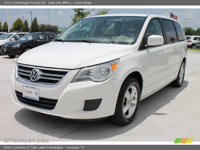 Calla Lilly White / Ceylon Beige 2010 Volkswagen Routan SE