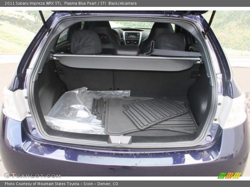  2011 Impreza WRX STi Trunk
