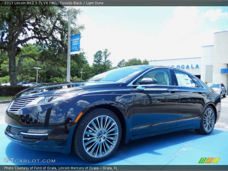 Tuxedo Black / Light Dune 2013 Lincoln MKZ 3.7L V6 FWD