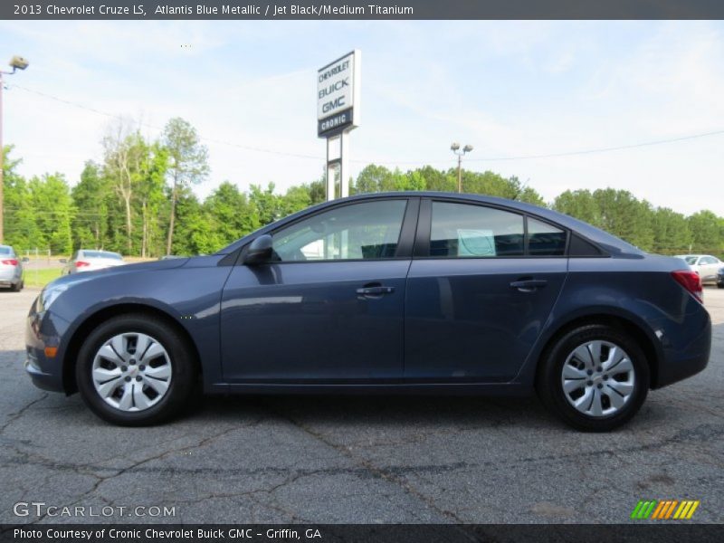 Atlantis Blue Metallic / Jet Black/Medium Titanium 2013 Chevrolet Cruze LS