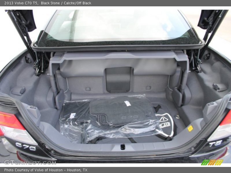  2013 C70 T5 Trunk