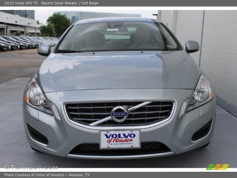 Electric Silver Metallic / Soft Beige 2013 Volvo S60 T5
