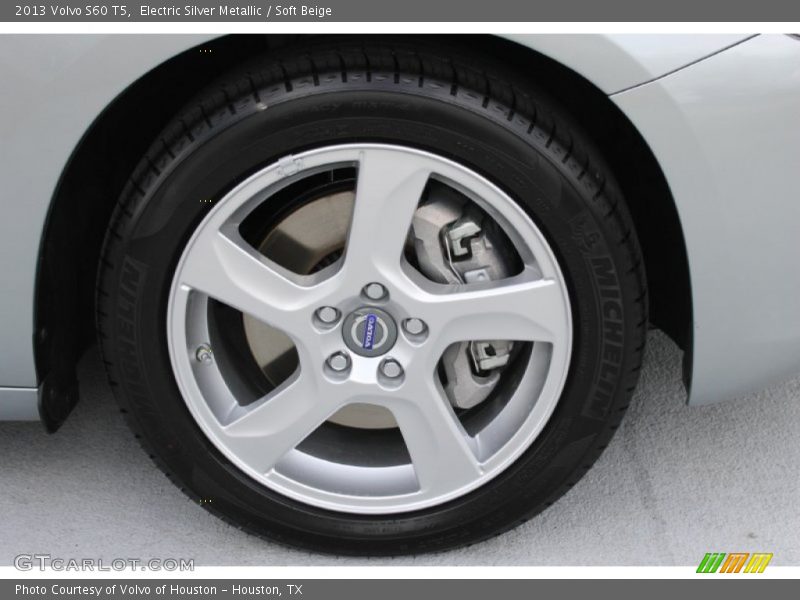 Electric Silver Metallic / Soft Beige 2013 Volvo S60 T5