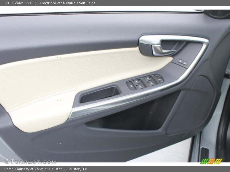 Electric Silver Metallic / Soft Beige 2013 Volvo S60 T5