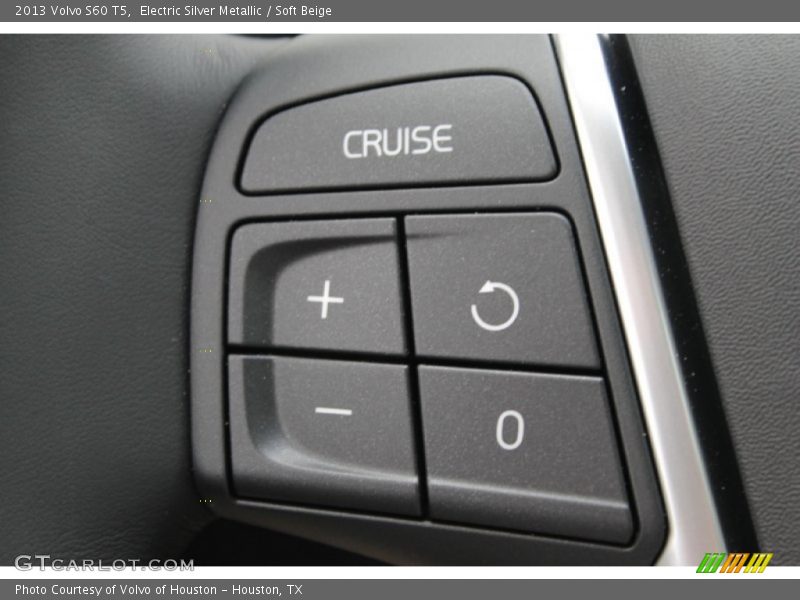 Electric Silver Metallic / Soft Beige 2013 Volvo S60 T5