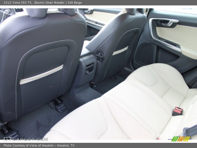 Electric Silver Metallic / Soft Beige 2013 Volvo S60 T5