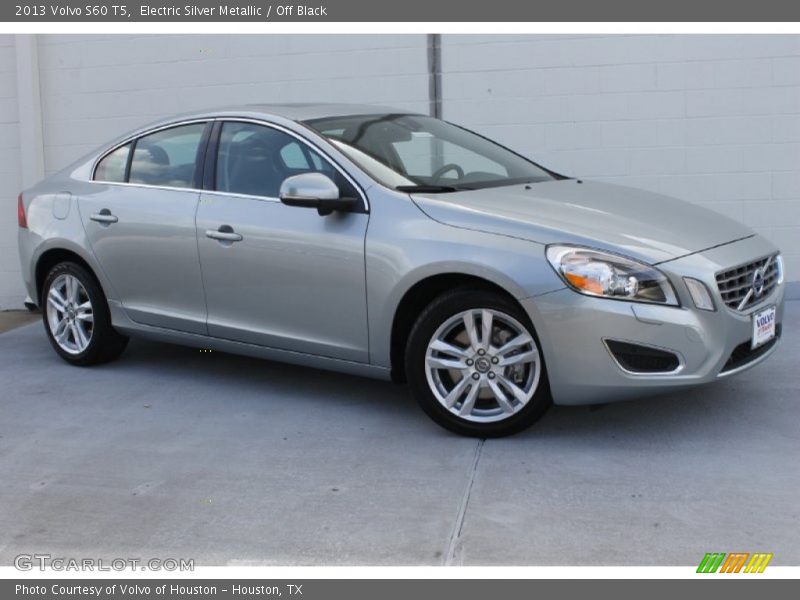 Electric Silver Metallic / Off Black 2013 Volvo S60 T5