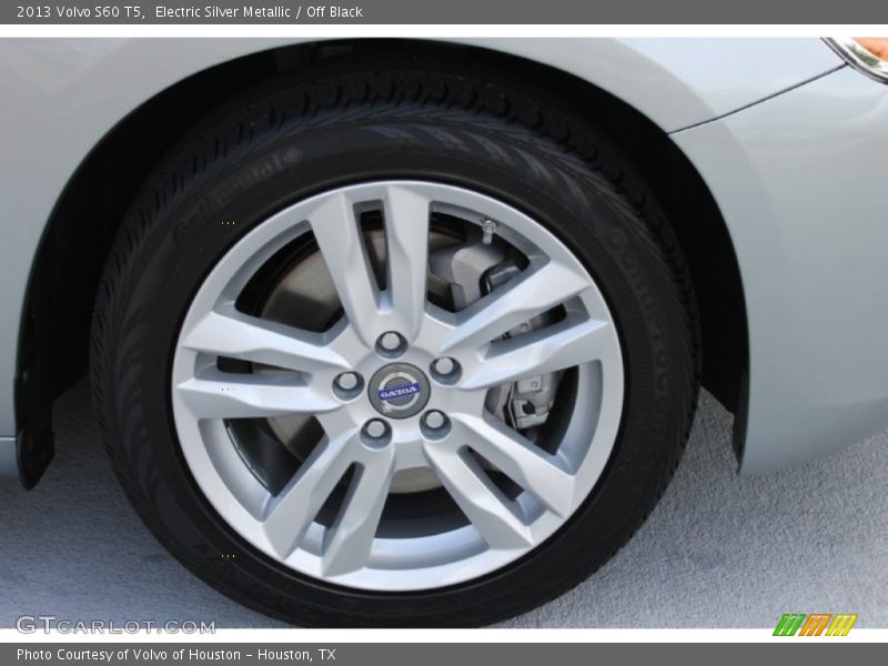 Electric Silver Metallic / Off Black 2013 Volvo S60 T5