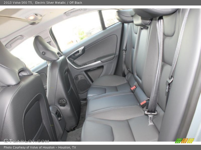 Electric Silver Metallic / Off Black 2013 Volvo S60 T5