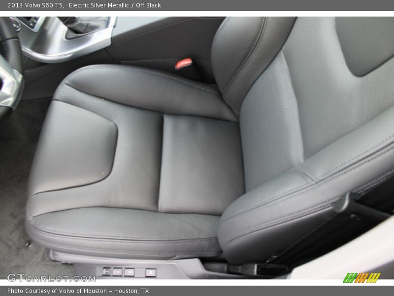 Electric Silver Metallic / Off Black 2013 Volvo S60 T5