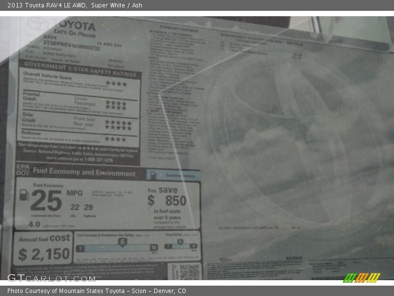 Super White / Ash 2013 Toyota RAV4 LE AWD