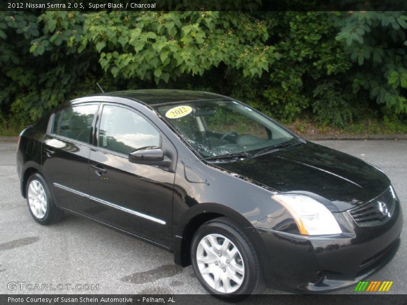 Super Black / Charcoal 2012 Nissan Sentra 2.0 S