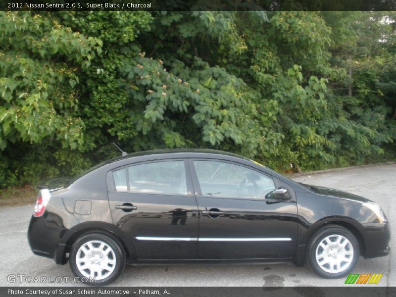 Super Black / Charcoal 2012 Nissan Sentra 2.0 S