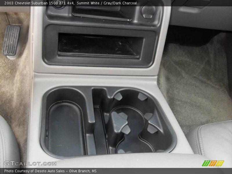 Summit White / Gray/Dark Charcoal 2003 Chevrolet Suburban 1500 Z71 4x4