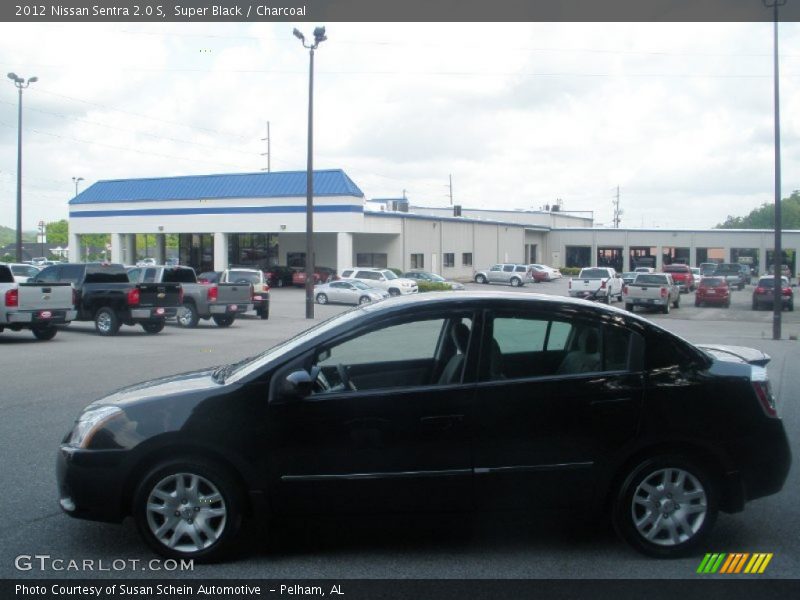 Super Black / Charcoal 2012 Nissan Sentra 2.0 S