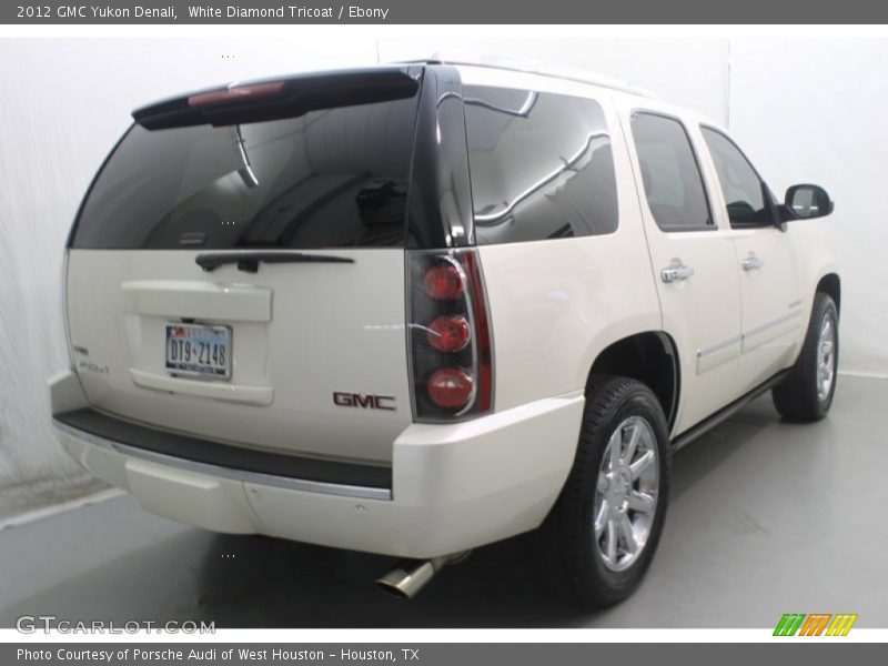 White Diamond Tricoat / Ebony 2012 GMC Yukon Denali
