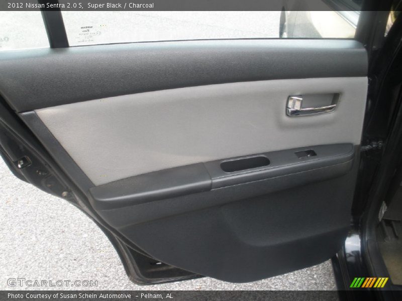 Super Black / Charcoal 2012 Nissan Sentra 2.0 S