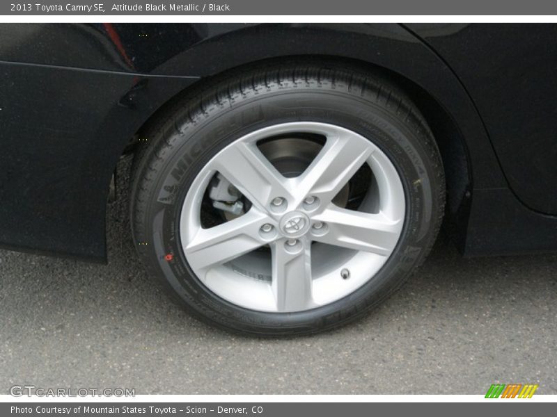Attitude Black Metallic / Black 2013 Toyota Camry SE