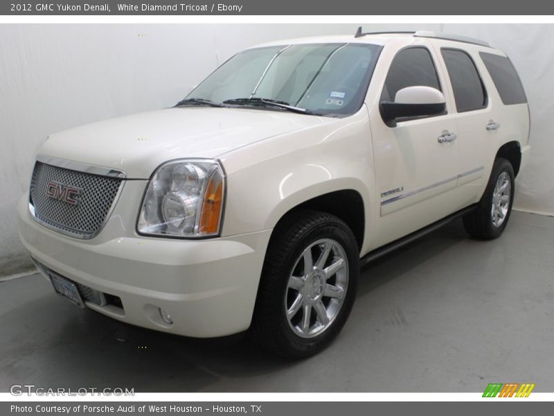 White Diamond Tricoat / Ebony 2012 GMC Yukon Denali