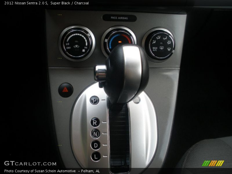 Super Black / Charcoal 2012 Nissan Sentra 2.0 S