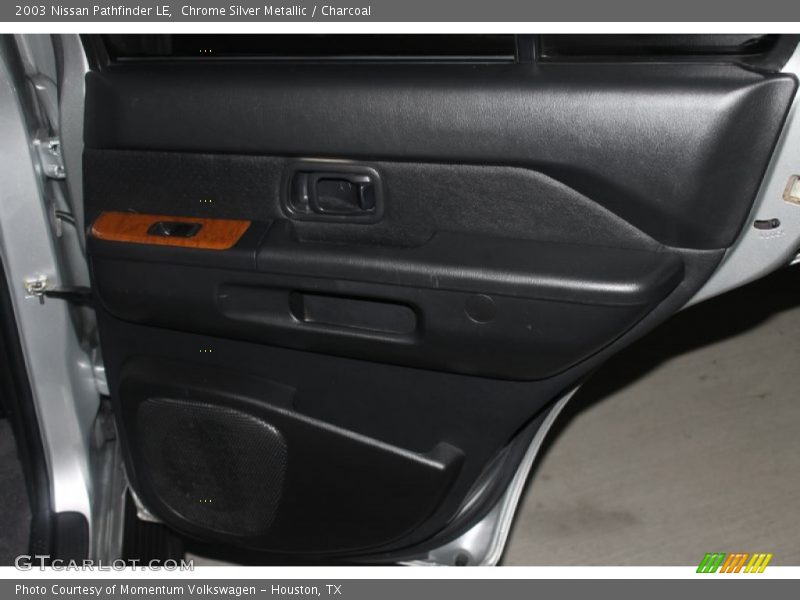Chrome Silver Metallic / Charcoal 2003 Nissan Pathfinder LE