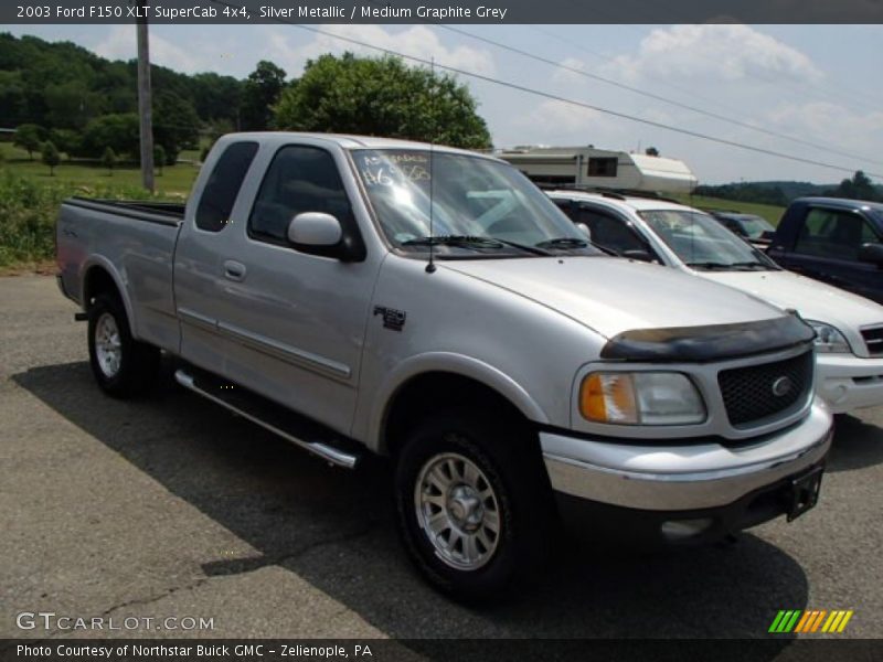 Silver Metallic / Medium Graphite Grey 2003 Ford F150 XLT SuperCab 4x4