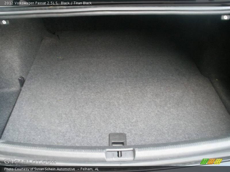 Black / Titan Black 2012 Volkswagen Passat 2.5L S