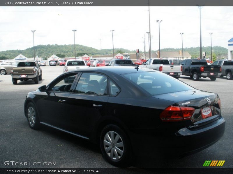 Black / Titan Black 2012 Volkswagen Passat 2.5L S