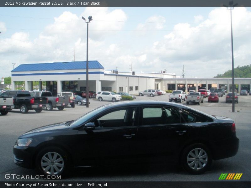 Black / Titan Black 2012 Volkswagen Passat 2.5L S