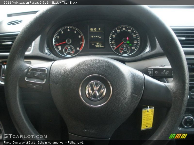 Black / Titan Black 2012 Volkswagen Passat 2.5L S