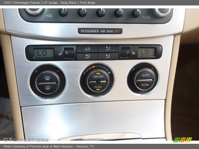 Deep Black / Pure Beige 2007 Volkswagen Passat 2.0T Sedan