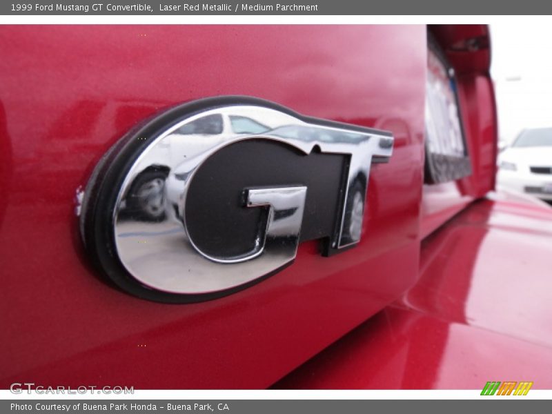 Laser Red Metallic / Medium Parchment 1999 Ford Mustang GT Convertible