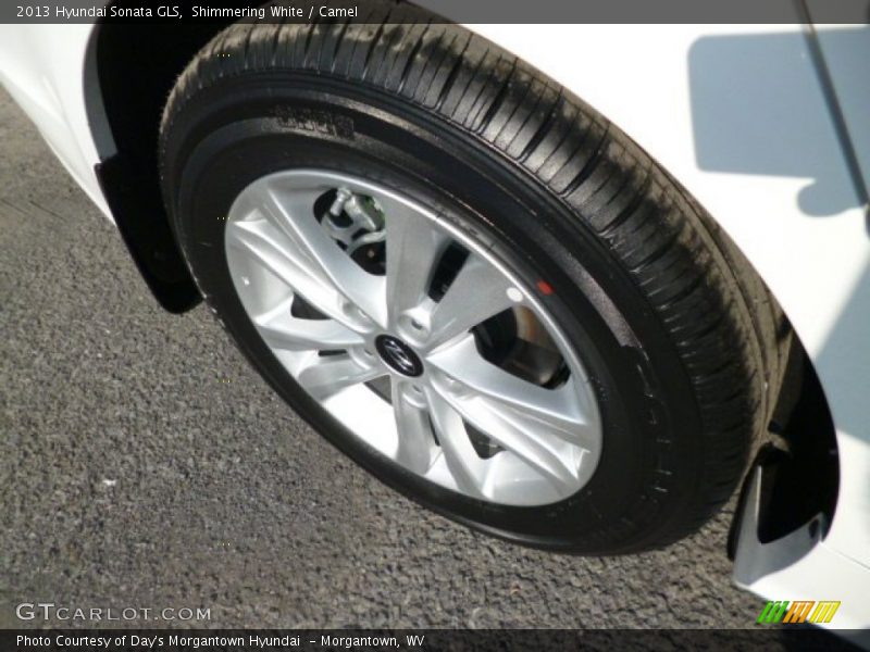 Shimmering White / Camel 2013 Hyundai Sonata GLS