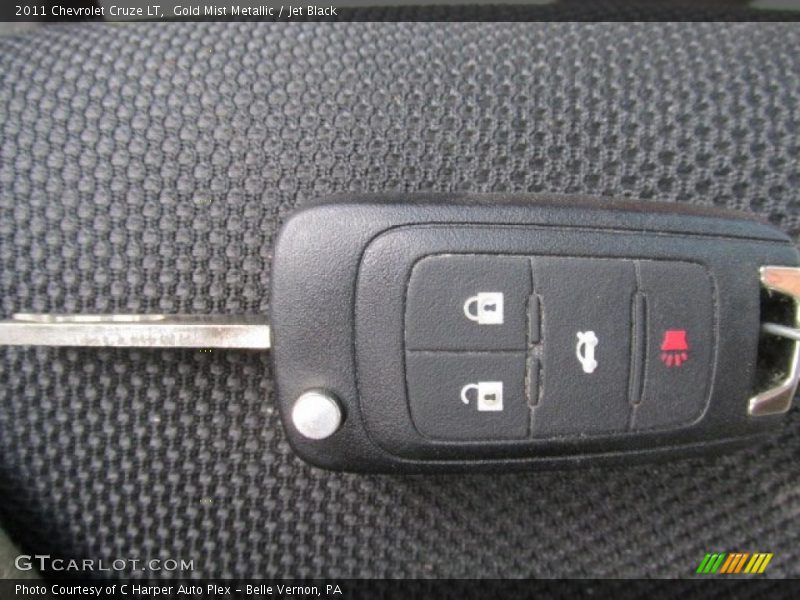 Gold Mist Metallic / Jet Black 2011 Chevrolet Cruze LT