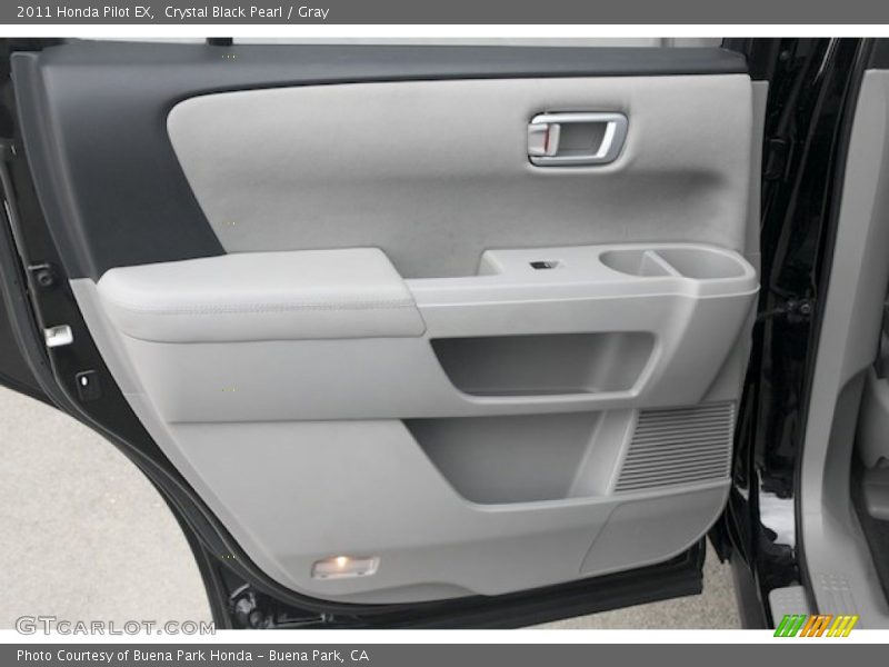 Door Panel of 2011 Pilot EX
