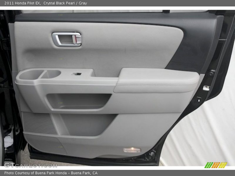 Door Panel of 2011 Pilot EX